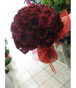 Νυφική Ανθοδέσμη με κόκκινα τριαντάφυλλα