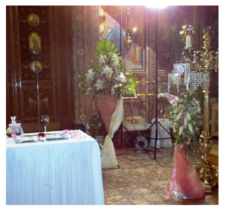 Adornment for the Wedding Candle - Floor Lamp and Flower Arrangement